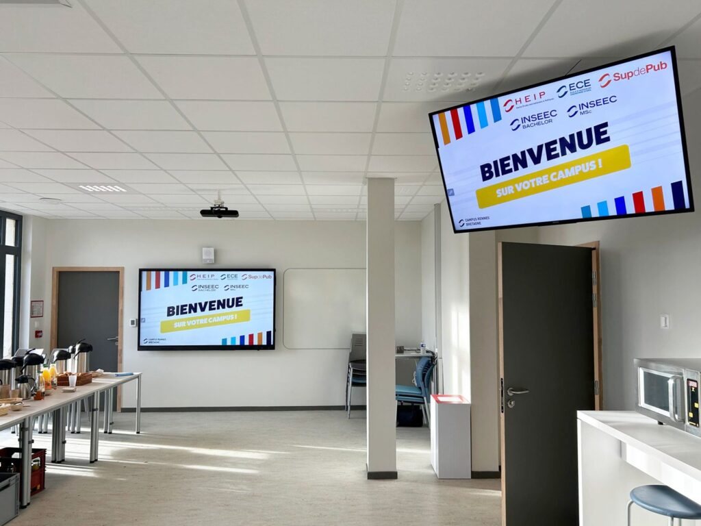 Écran numérique d'affichage et d'accueil